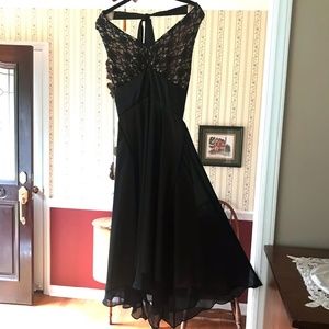 Donna Ricco Formal Halter Dress Black Lace Lined 4